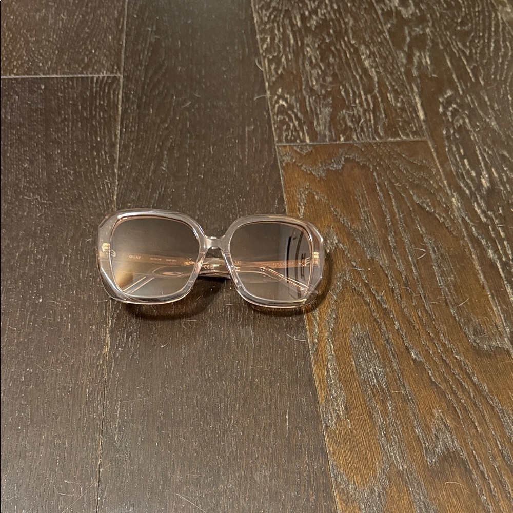 Quay Australia Clear Nude w/gold Oversized Square Sunglasses
